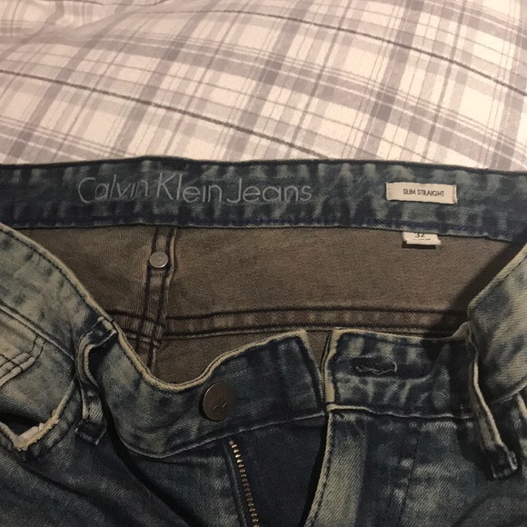 Calvin Klein Jeans - Picture 3 of 4